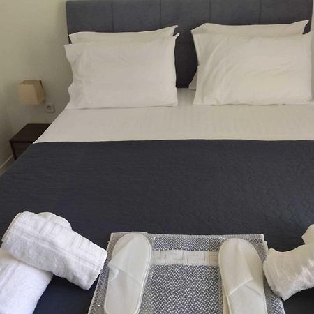 Epavlis Apartment Néa Péramos Dış mekan fotoğraf