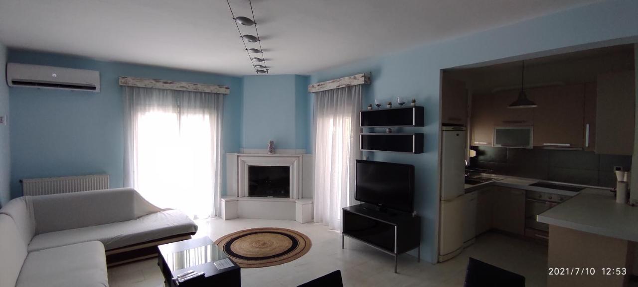 Epavlis Apartment Néa Péramos Dış mekan fotoğraf