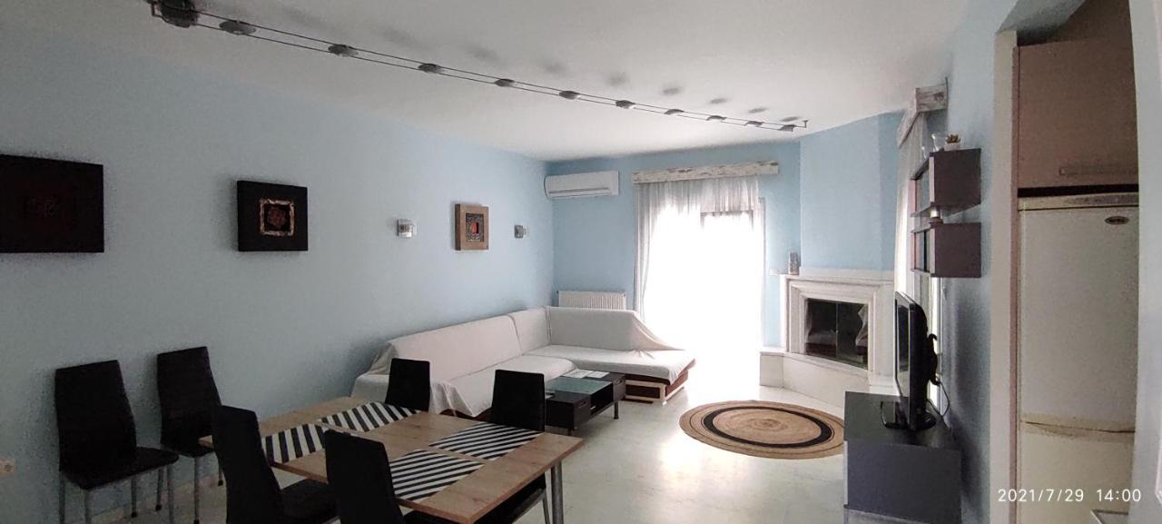 Epavlis Apartment Néa Péramos Dış mekan fotoğraf