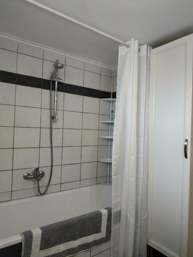 Epavlis Apartment Néa Péramos Dış mekan fotoğraf