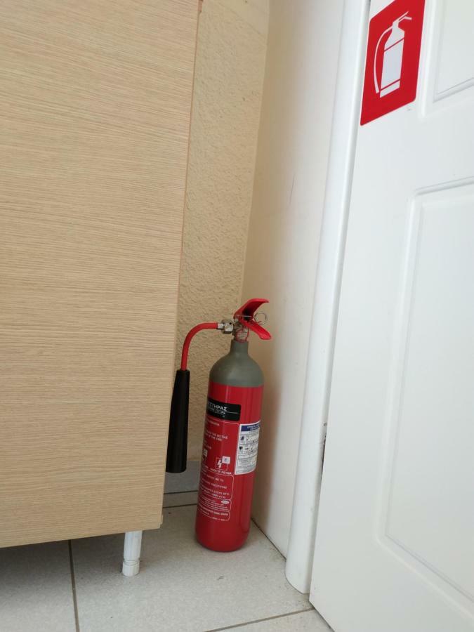 Epavlis Apartment Néa Péramos Dış mekan fotoğraf